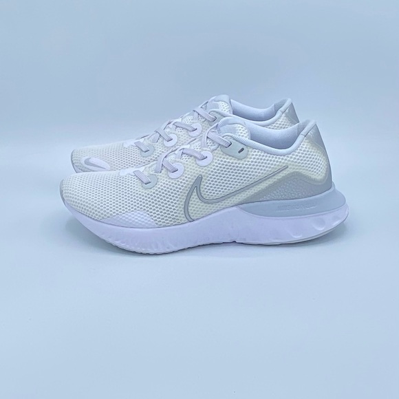 NEW! Nike Renew Run Women's Running Shoe Size 10 - Picture 5 of 8